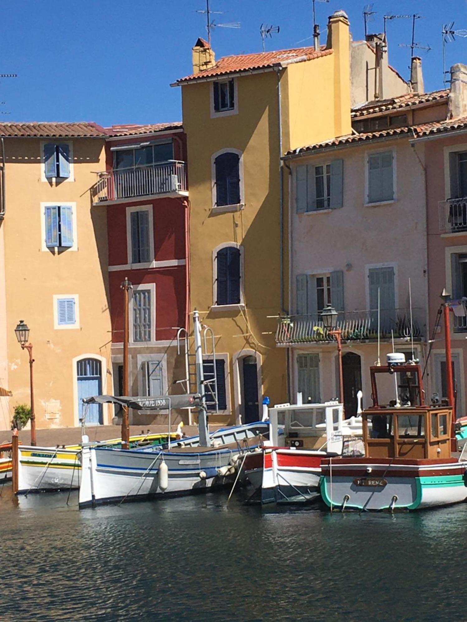 La Mouette Bleue Maison De Ville Individuelle Et Climatisee Martigues Bagian luar foto